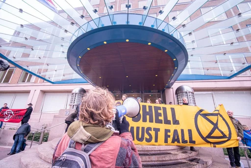 Extinction Rebellion — Shell Must Fall