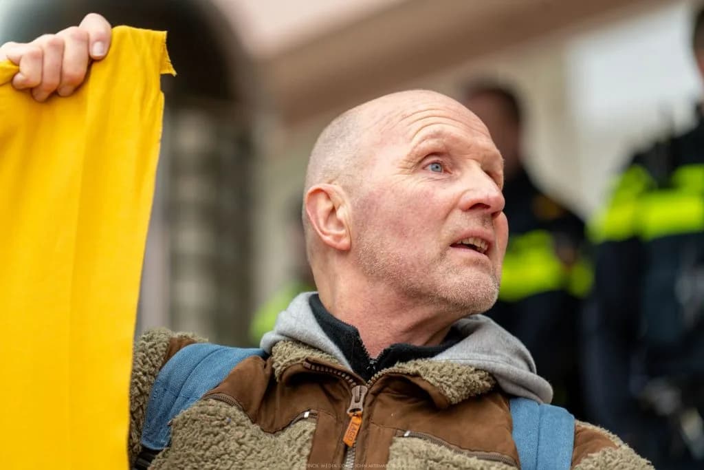Extinction Rebellion — Shell Must Fall